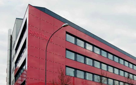 Büroausbau und Einbau Rechenzentrum Beerhaus